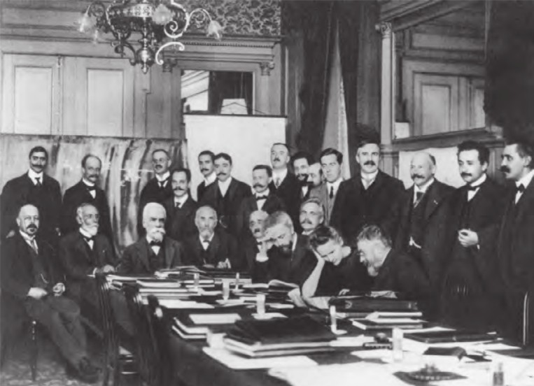 1911年在布鲁塞尔召开了第一次索尔维会议,其主题是量子理论