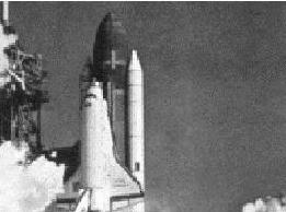 图2-4“阿波罗”登月飞行器